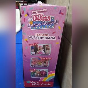 Love, Diana Fashion Fabulous Magic Music Castle Playset